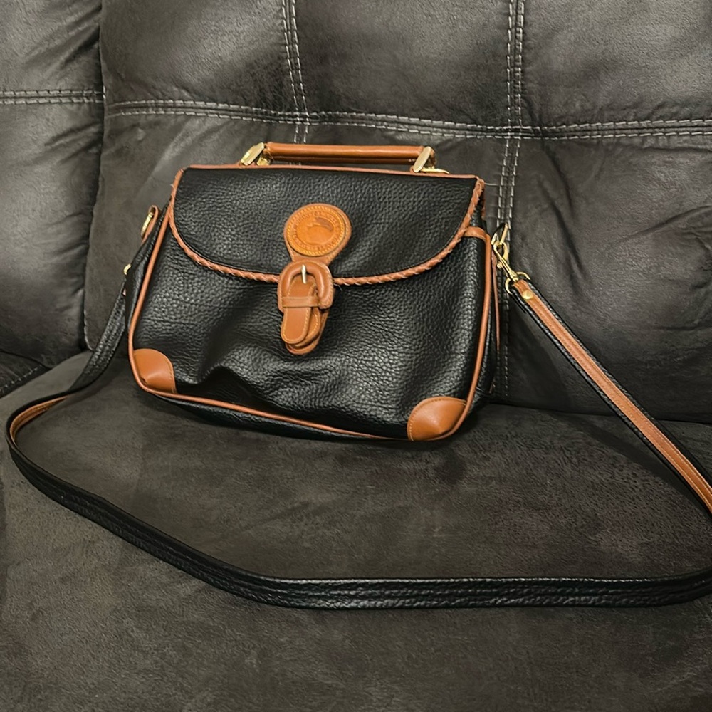 Vintage Dooney & Bourke | Medium Crossbody
